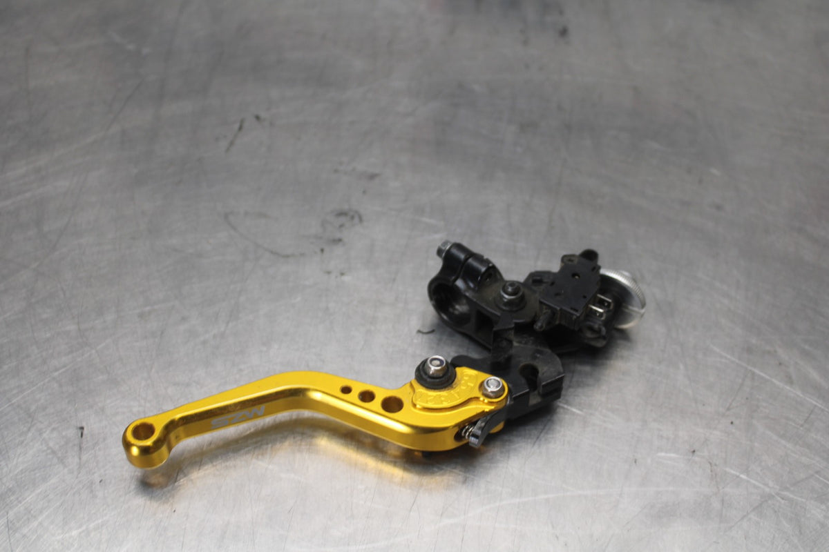 17 YAMAHA YZF R6 CLUTCH PERCH MOUNT WITH LEVER  BB922