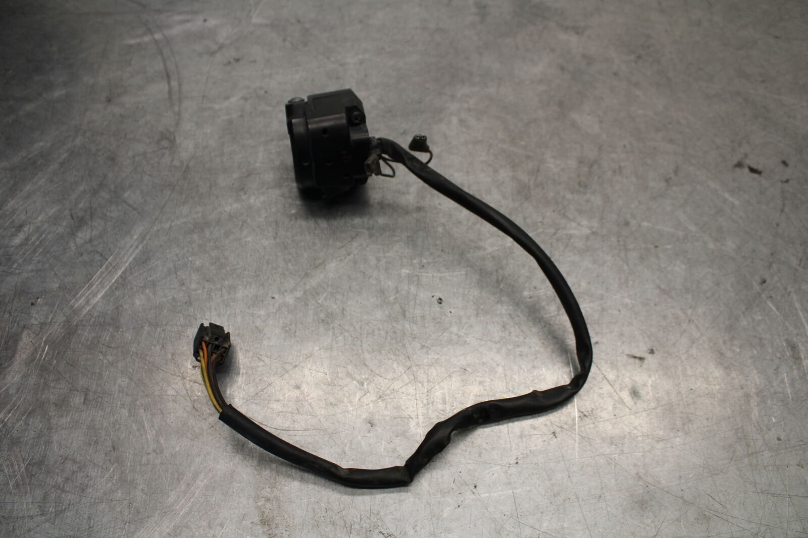 04-05 SUZUKI GSXR600 RIGHT CLIP ON HANDLE KILL OFF START SWITCH SWITCHES BB658