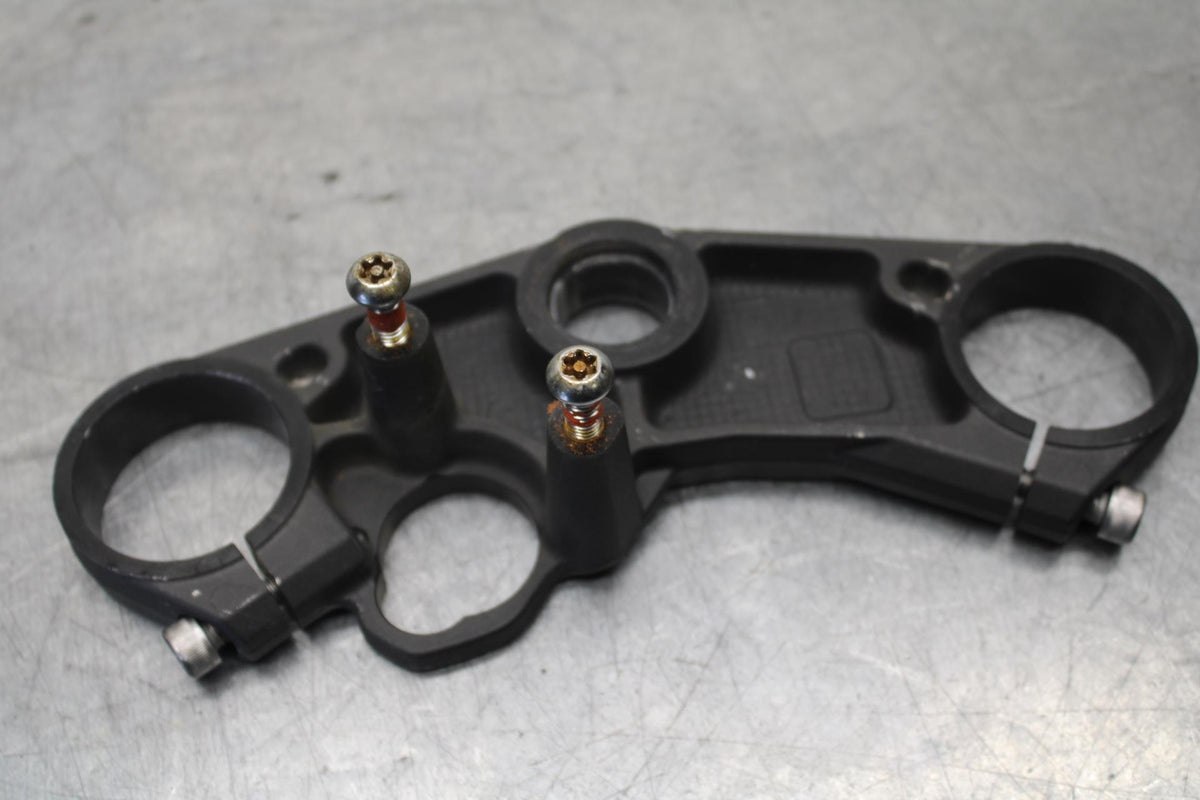 06-07 SUZUKI GSXR750 FORKS UPPER TRIPLE TREE CLAMP 51311-01H00 BB613