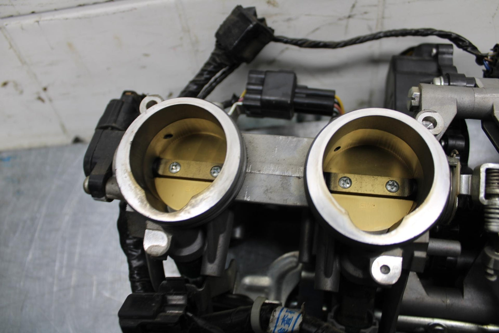 07-08 KAWASAKI CONCOURS 1400 ABS MAIN FUEL INJECTORS / THROTTLE BODIES BB449