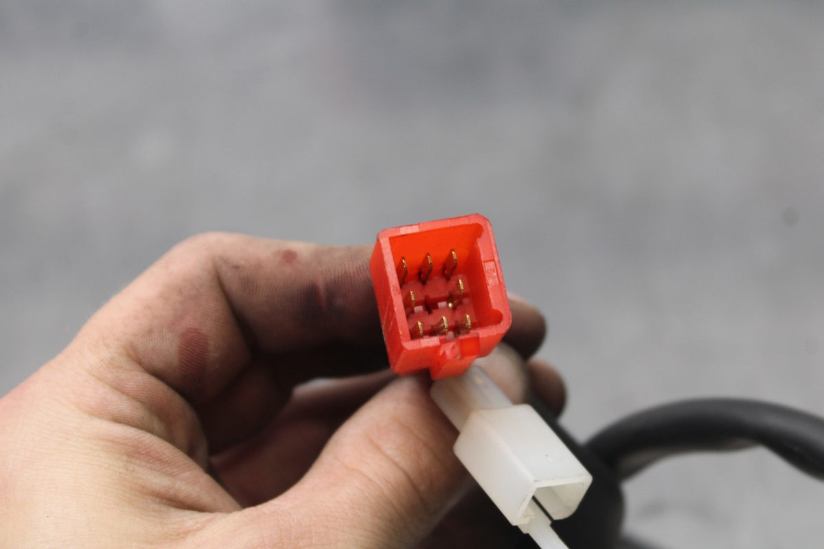 06-07 HONDA INTERCEPTOR 800 VFR800 RIGHT CLIP ON KILL OFF START SWITCH BB917