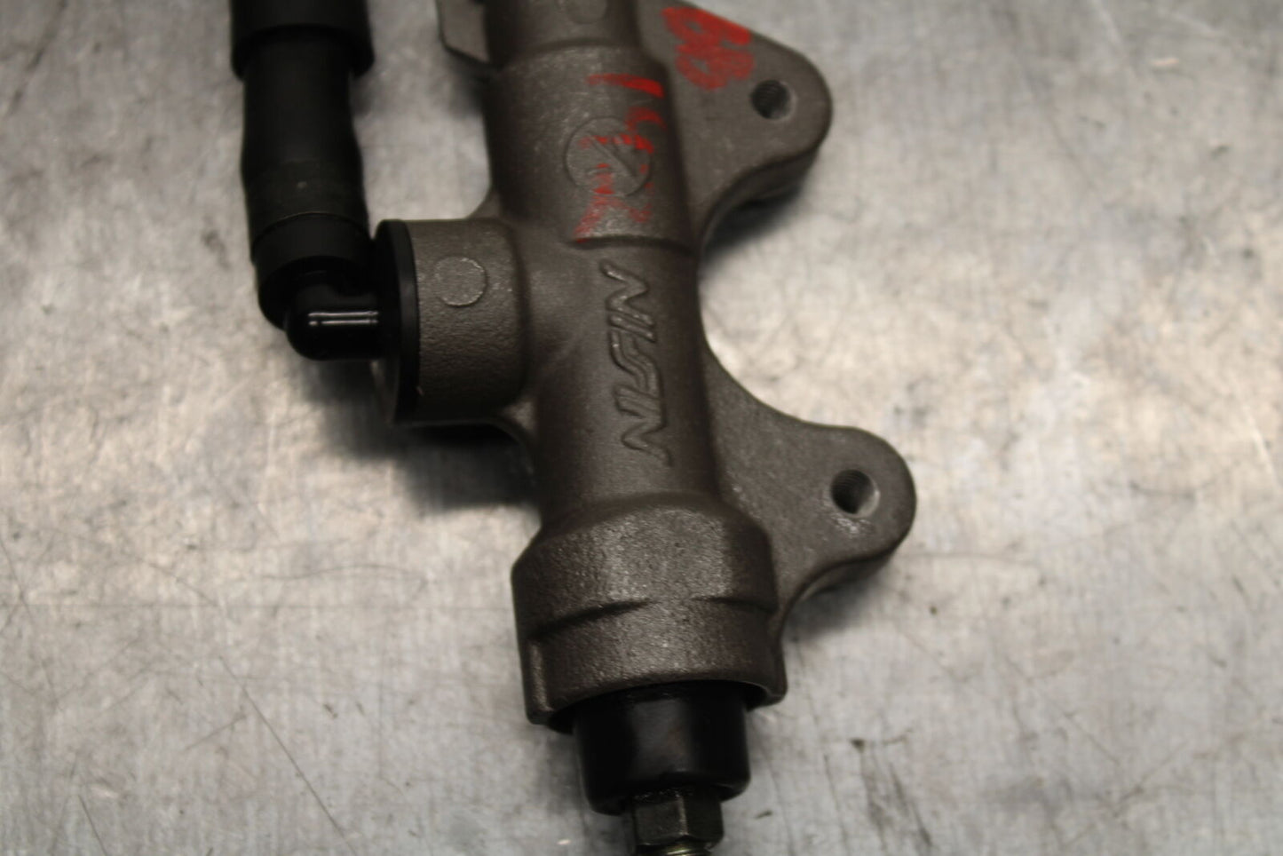 09-14 YAMAHA YZF R1 REAR BACK BRAKE MASTER CYLINDER 14B-2583V-00-00 BB118