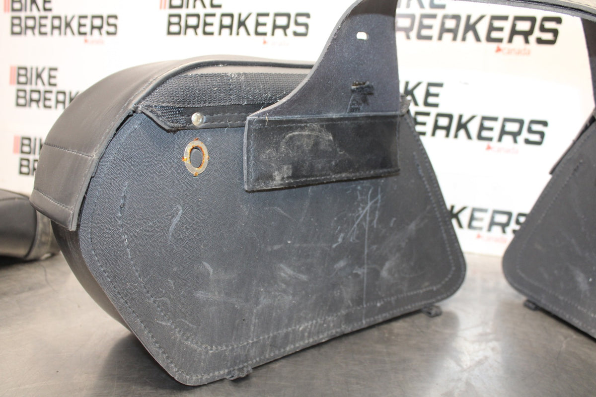 07 SUZUKI BOULEVARD M50 SADDLEMEN CARGO LUGGAGE SADDLEBAGS BAGS BB897