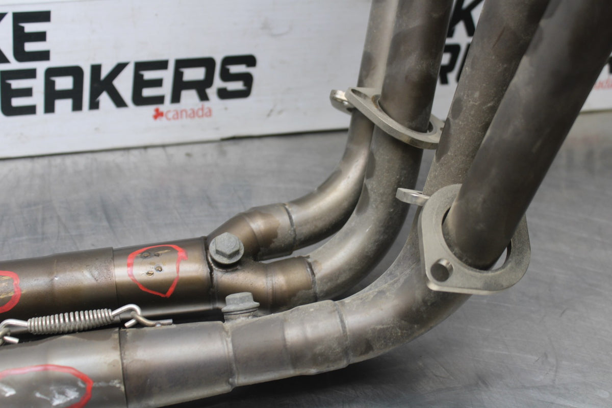 17 YAMAHA YZF R6 EXHAUST HEADER PIPES MANIFOLD BB922