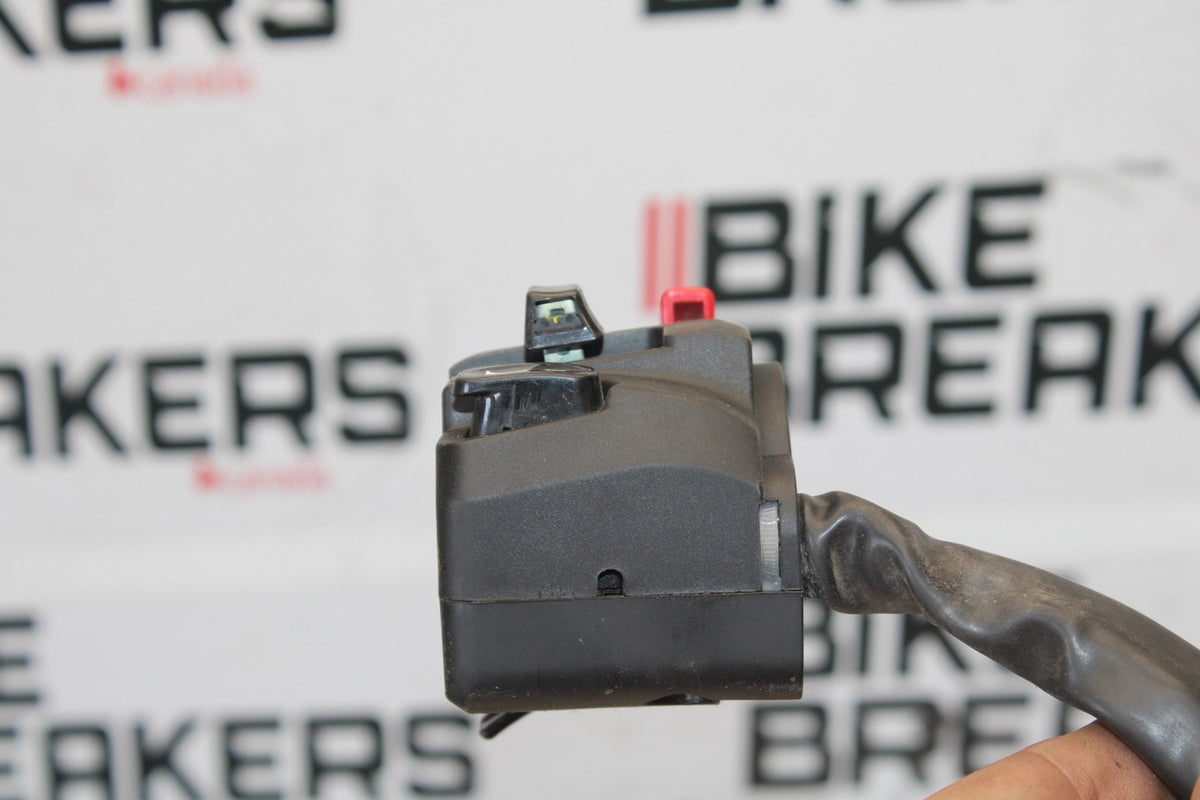 24-25 KAWASAKI NINJA 500 ABS LEFT CLIP ON HANDLE HORN SIGNALS SWITCHES BB899