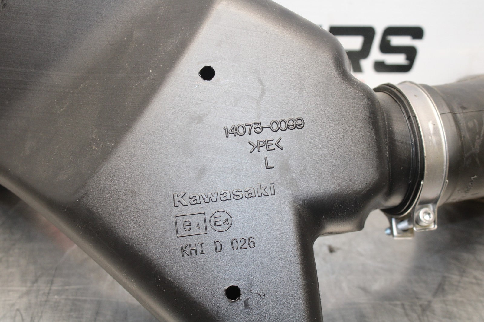 23-24 KAWASAKI NINJA ZX14R NEW!! RIGHT LEFT AIR INTAKE DUCTS BB764