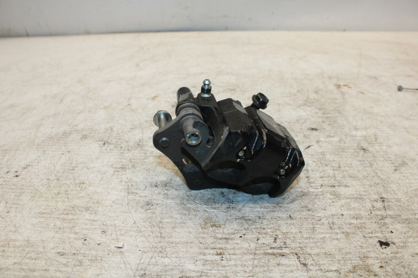 12-13 KAWASAKI EX300 NINJA LEFT FRONT BRAKE CALIPER BB373