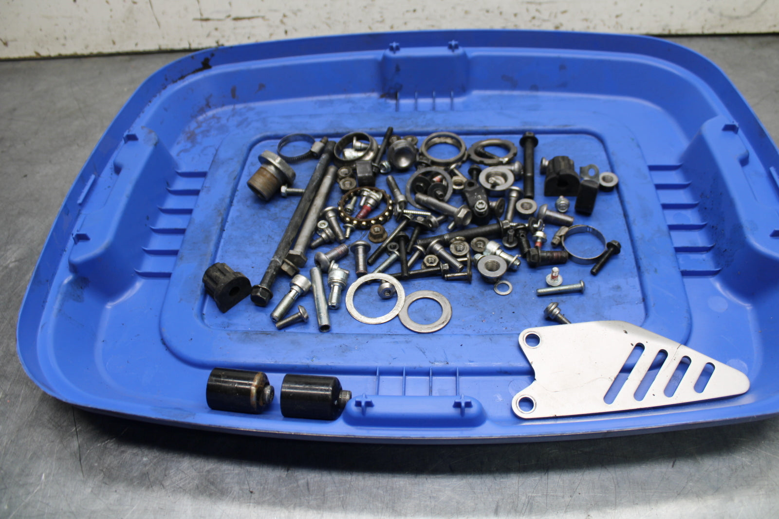 13-17 KAWASAKI NINJA ZX6R ZX636E MOUNTING BOLTS HARDWARE MOTOR SCREWS BB735