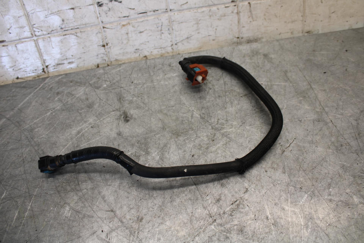2015 Yamaha FZ09 FUEL HOSE GAS LINE TUBE PIPE BB535