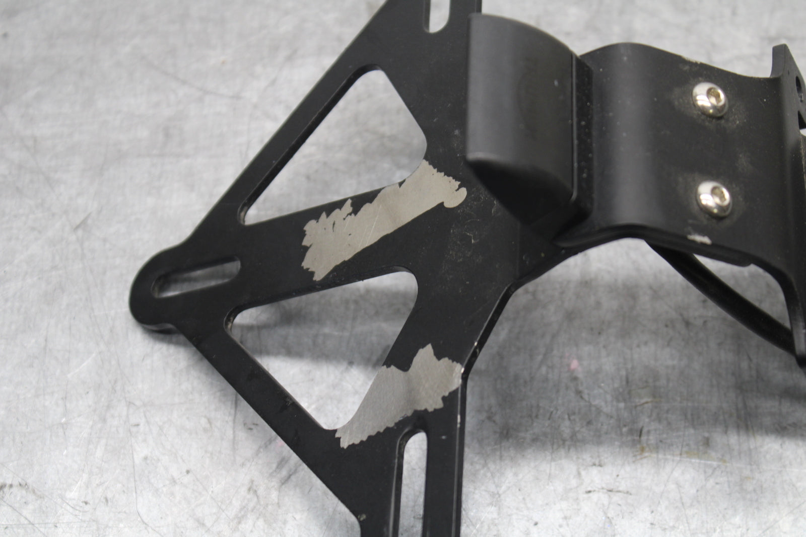 19-21 TRIUMPH SPEED TWIN 1200 REAR BACK TAIL LIGHT MOUNT BRACKET BB653