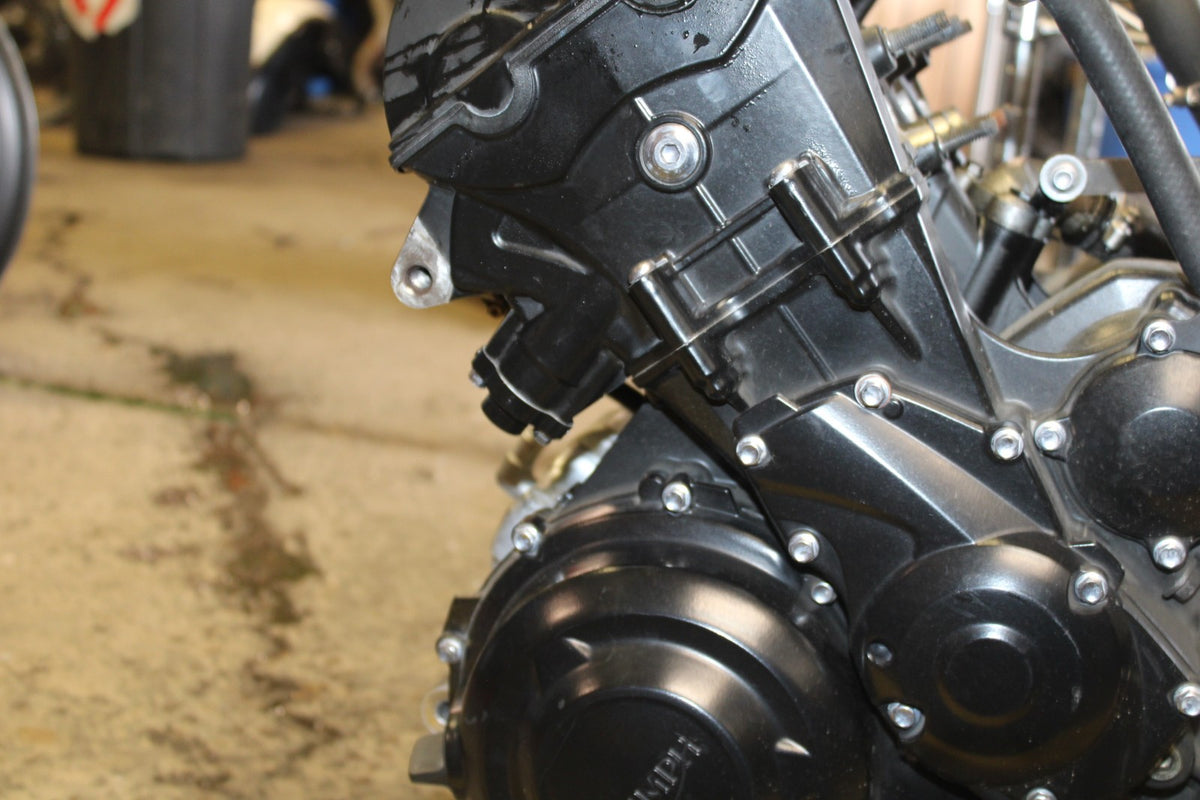 12 TRIUMPH STREET TRIPLE R ENGINE MOTOR BB914