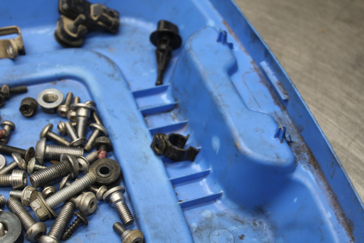08 KAWASAKI ZX6R MOUNTING BOLTS HARDWARE SCREWS BB896
