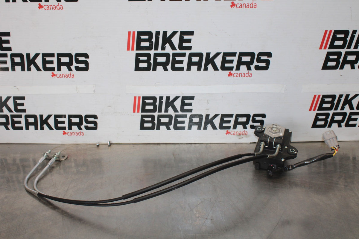 11-26 SUZUKI GSXR750 NEW TAKE OFF EXHAUST VALVE SERVO MOTOR BB882