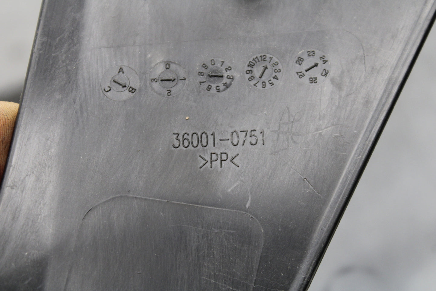 24 KAWASAKI NINJA 500 ABS RIGHT LEFT SIDE SEAT PANELS TRIMS COWLS FAIRINGS BB744