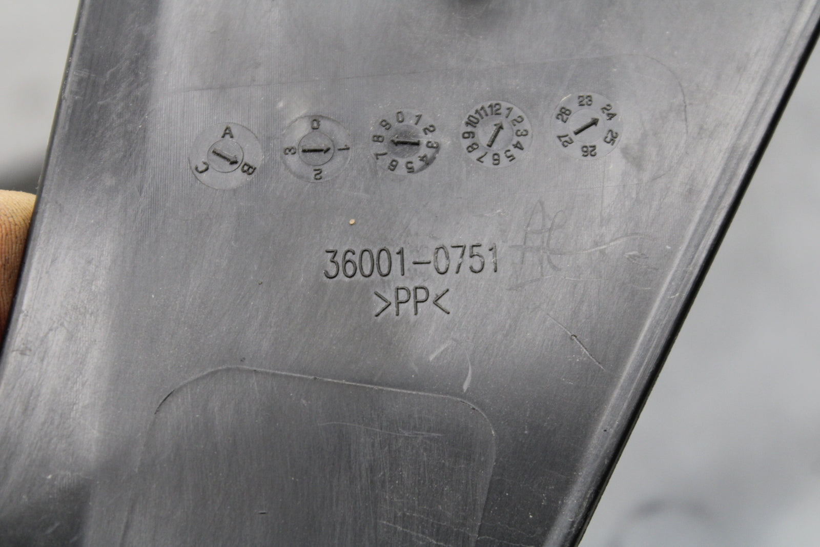 24 KAWASAKI NINJA 500 ABS RIGHT LEFT SIDE SEAT PANELS TRIMS COWLS FAIRINGS BB744