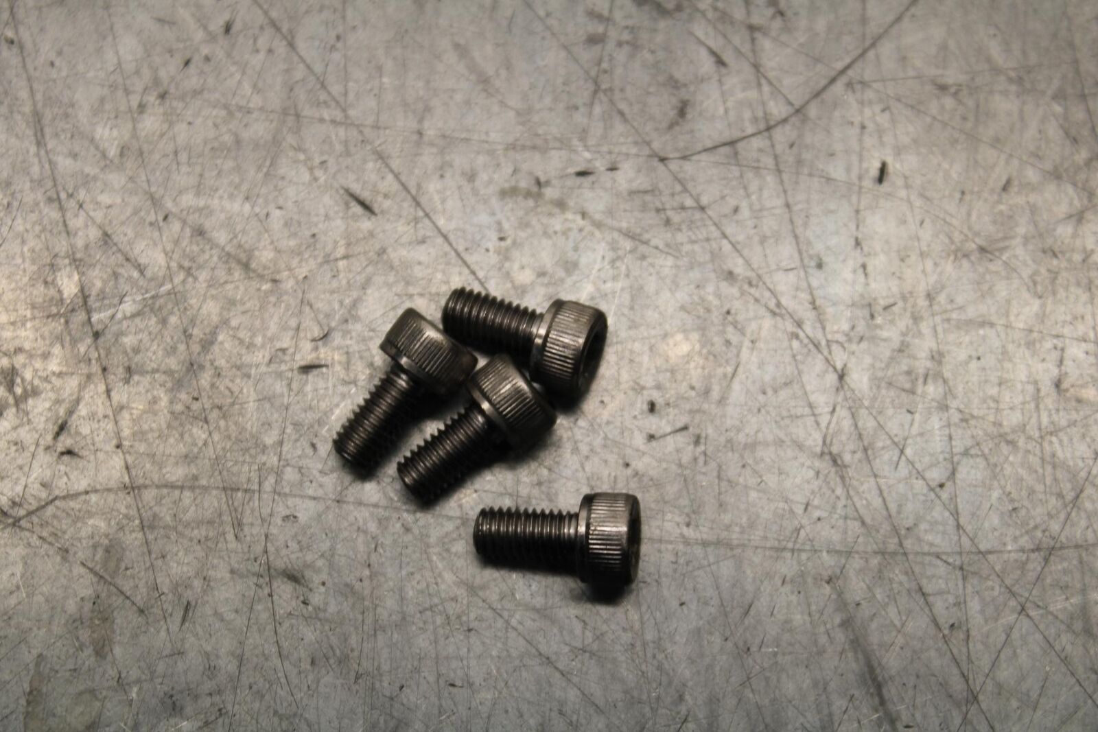 19-22 KAWASAKI Z400 IGNITION LOCK KEY SET W/ GAS CAP AND SEAT LOCK BB586