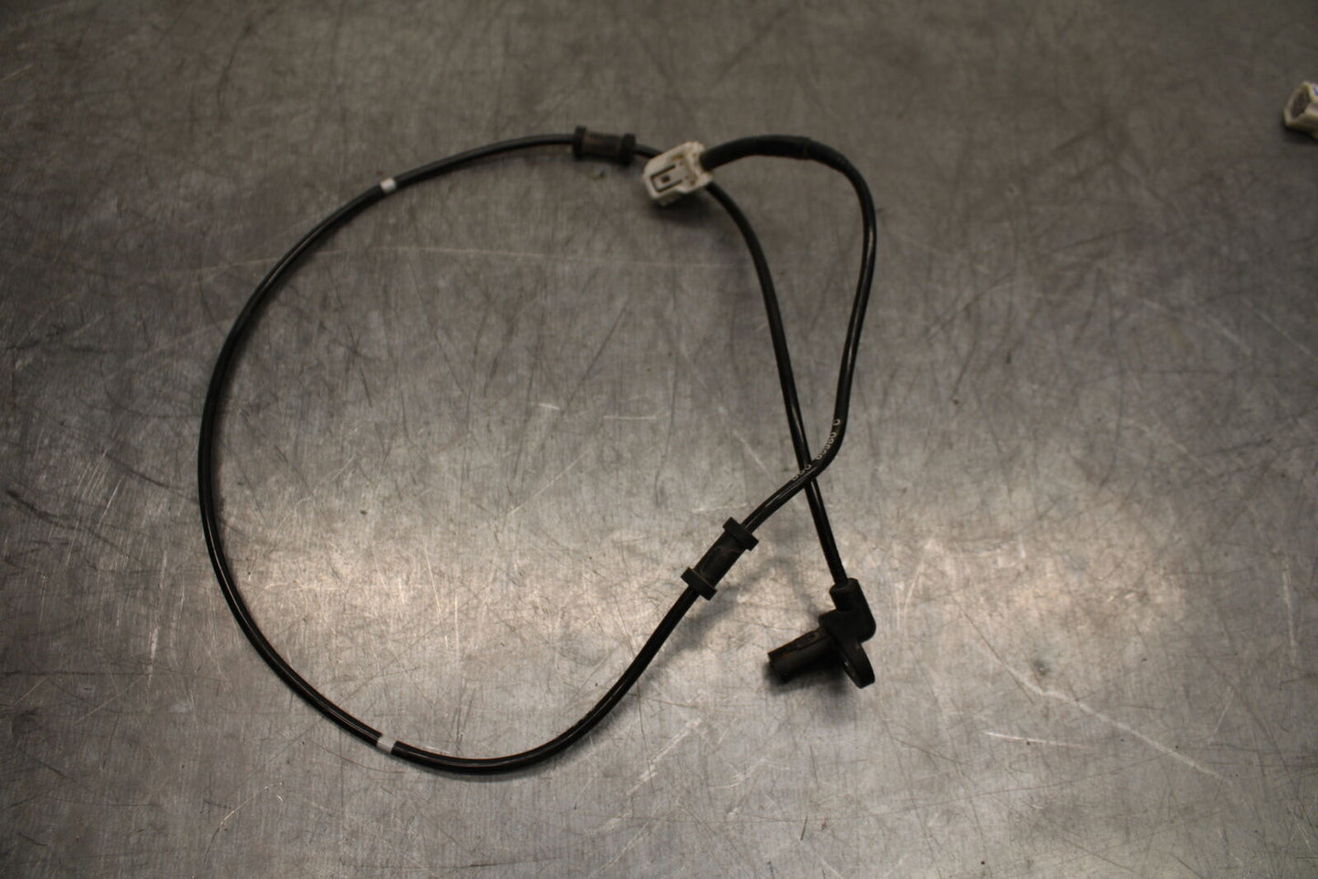 22-24 YAMAHA XSR900 REAR ABS BRAKE SENSOR BB710