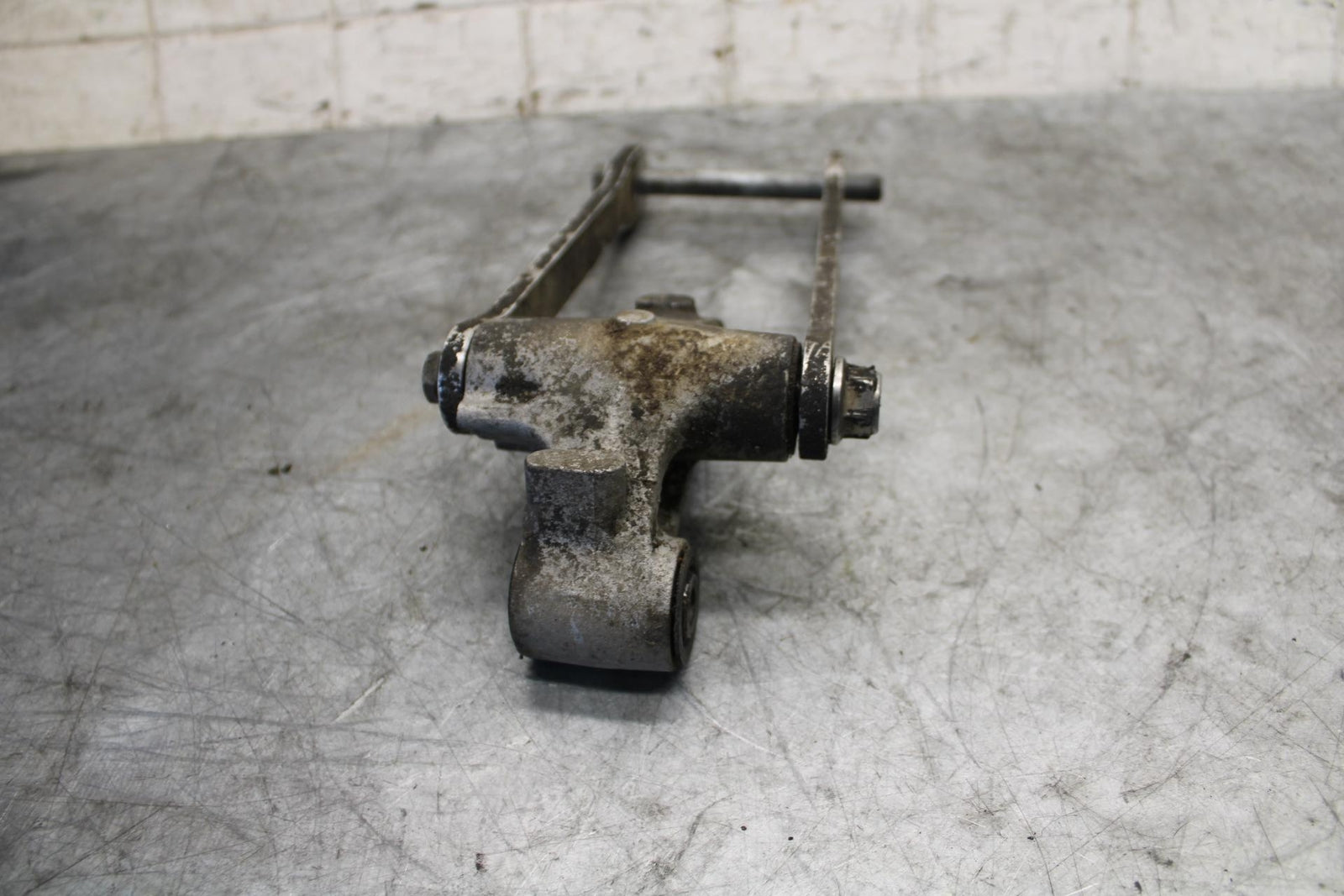 09-12 KAWASAKI NINJA ZX6R ZX600R REAR DOGBONE SHOCK LINKAGE LINK BB544