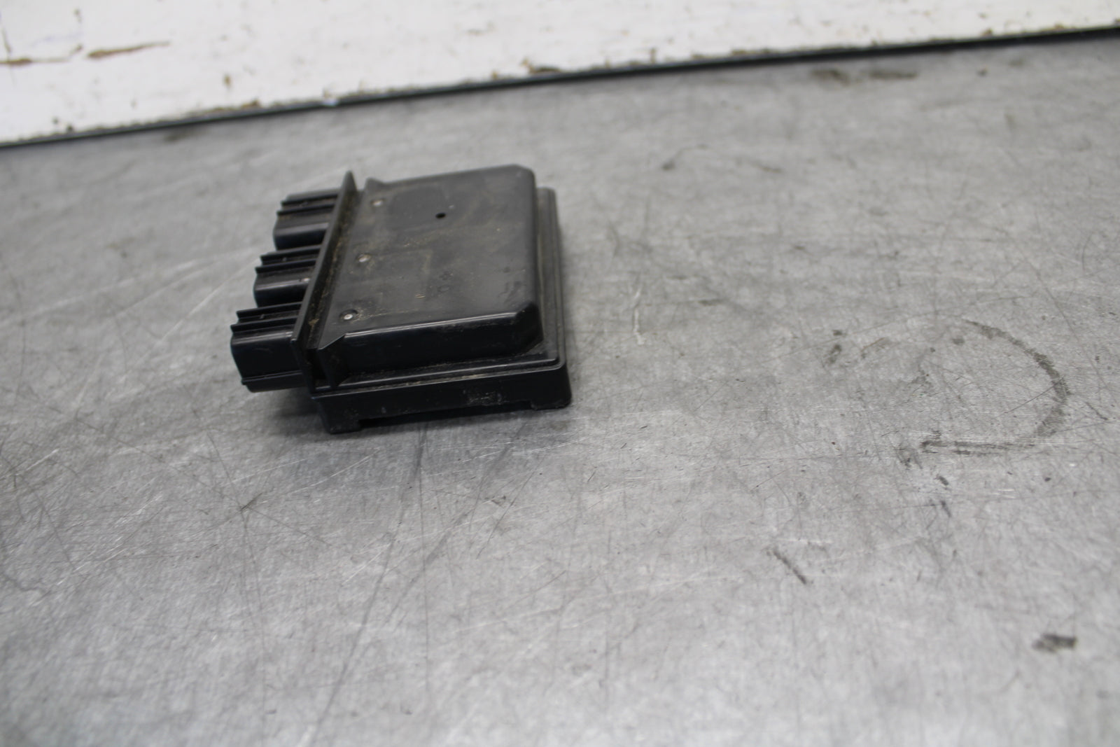 13-18 KAWASAKI NINJA ZX6R RELAY ASSEMBLY FUSE BOX BB682