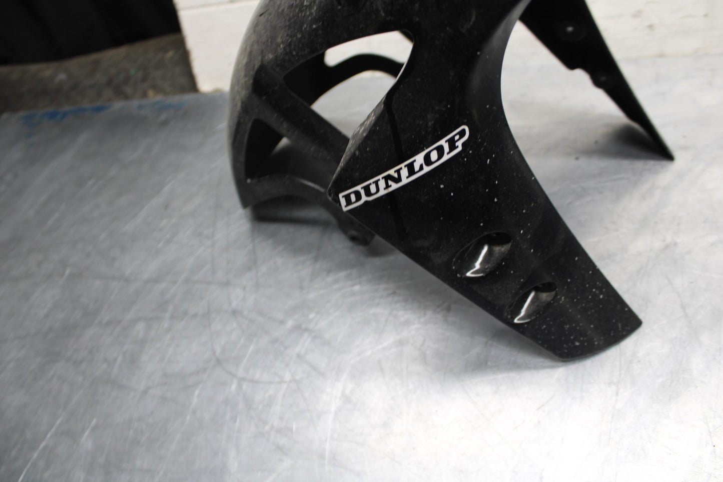 09-14 YAMAHA YZF R1 AFTERMARKET FRONT WHEEL FENDER COWL FAIRING BB471