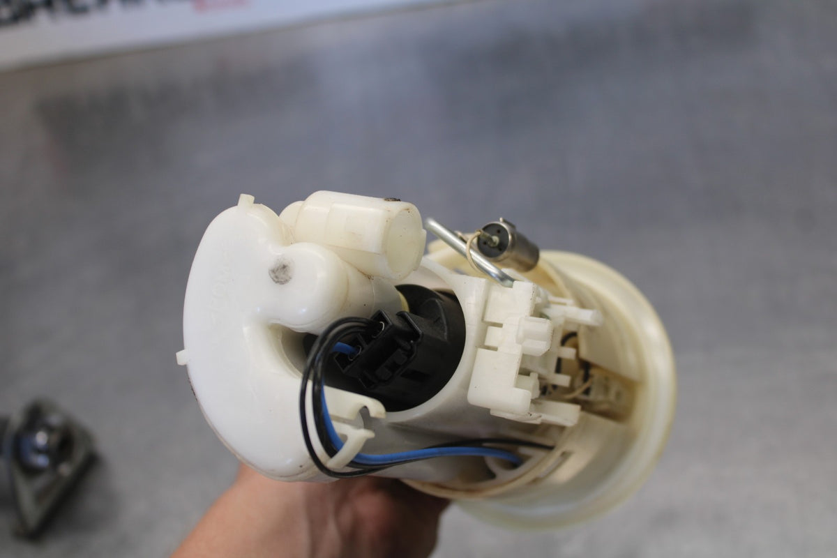 03-04 YAMAHA YZF R6 FUEL PUMP GAS PETROL SENDER UNIT BB890