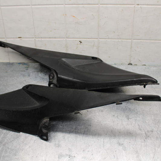 05-06 HONDA CBR600RR RIGHT LEFT GAS FUEL TANK PANELS COVERS TRIM  BB444