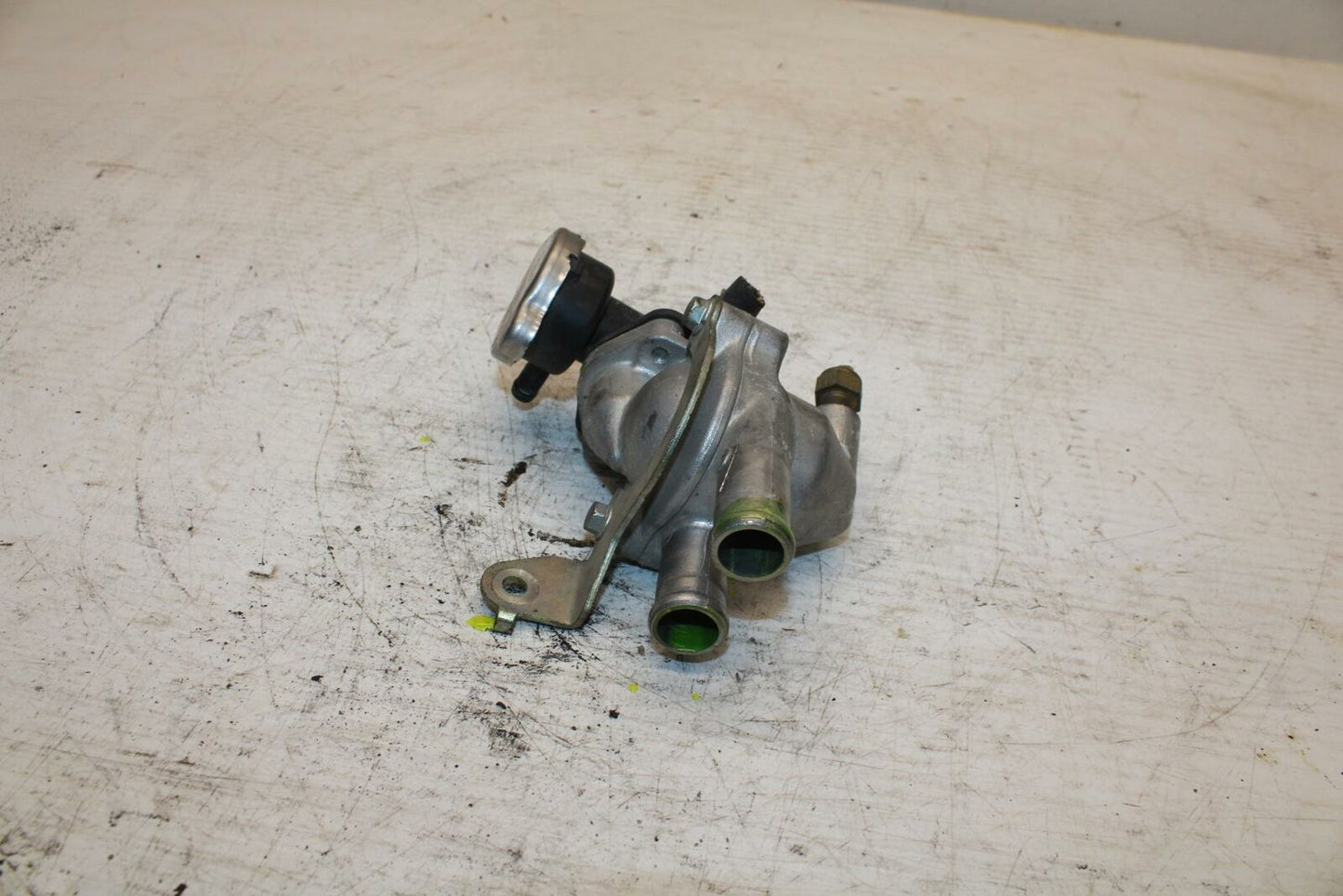 04-06 HONDA SHADOW 750 VT750C THERMOSTAT W HOUSING ASSEMBLY BB360
