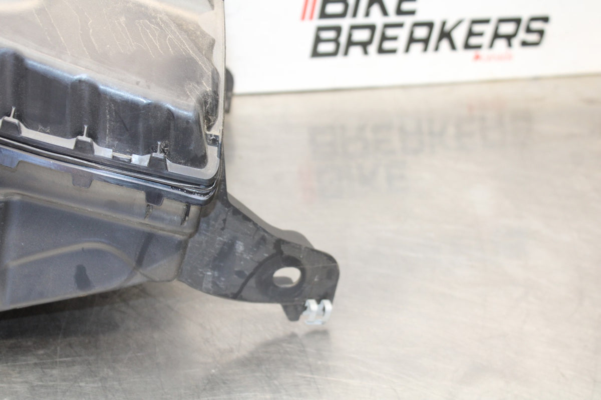 20-23 BMW F900R GAS TANK FUEL CELL PETROL RESERVOIR BB923
