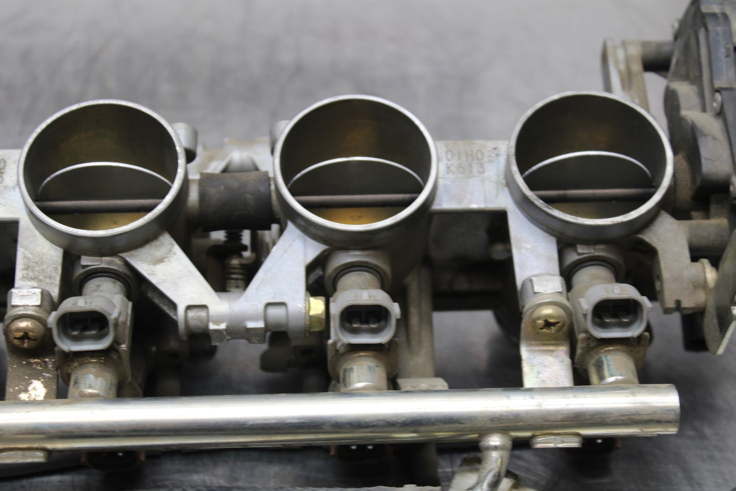 06-07 SUZUKI GSXR 600 MAIN FUEL INJECTORS / THROTTLE BODIES BB178