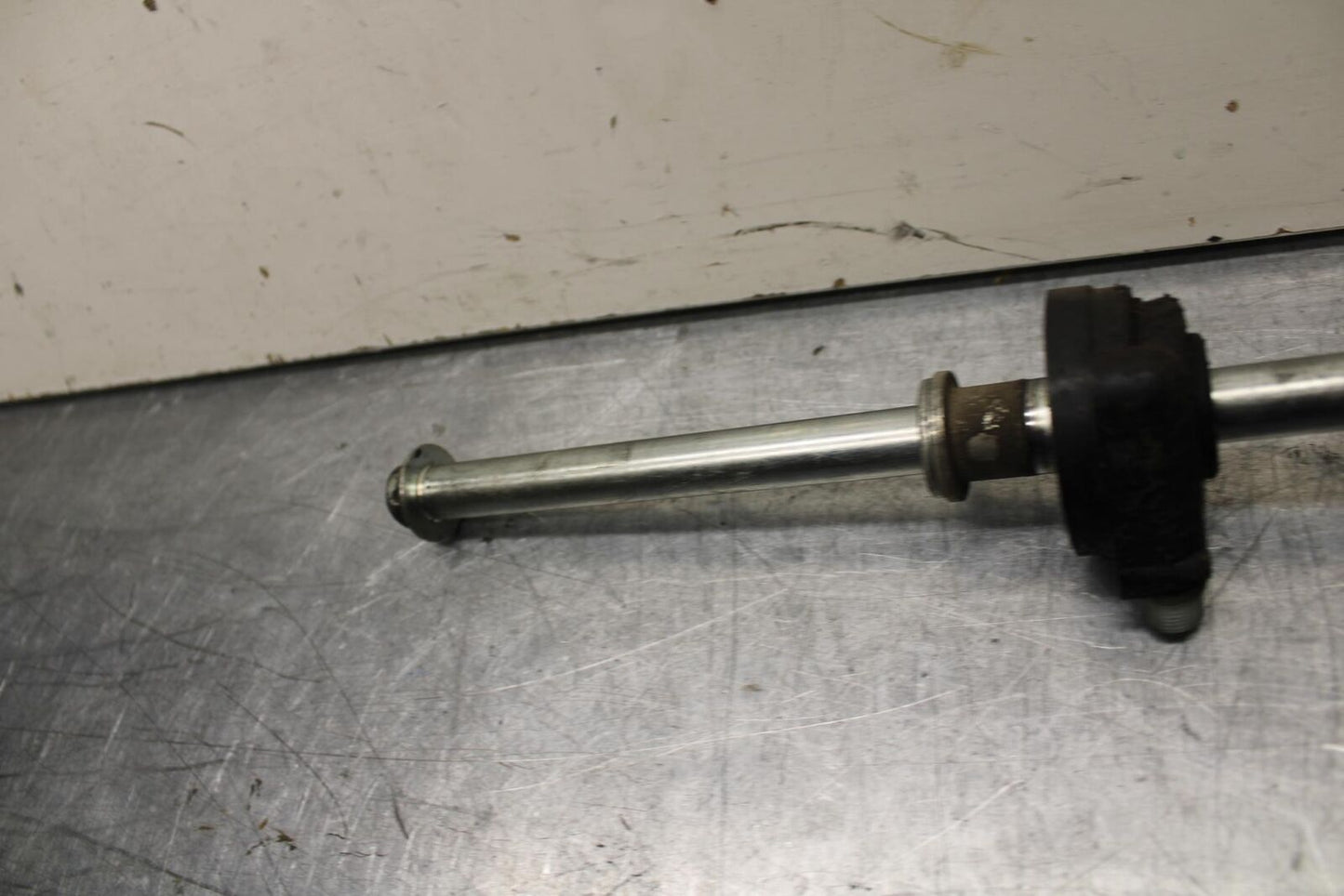 08-12 KAWASAKI NINJA 250R EX250J FRONT WHEEL RIM AXLE PIVOT BOLT BB612