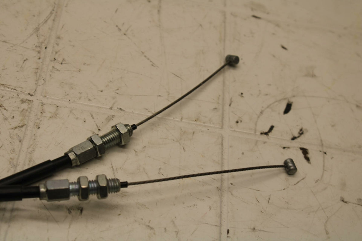 04-05 SUZUKI GSXR750 THROTTLE CABLES LINES BB11