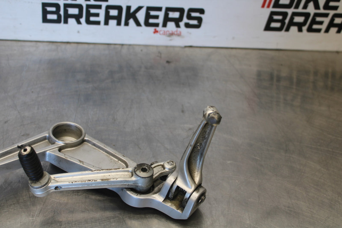 20-23 APRILIA RS660 LEFT REARSET REAR SET FOOT PEG W SHIFTER BB889