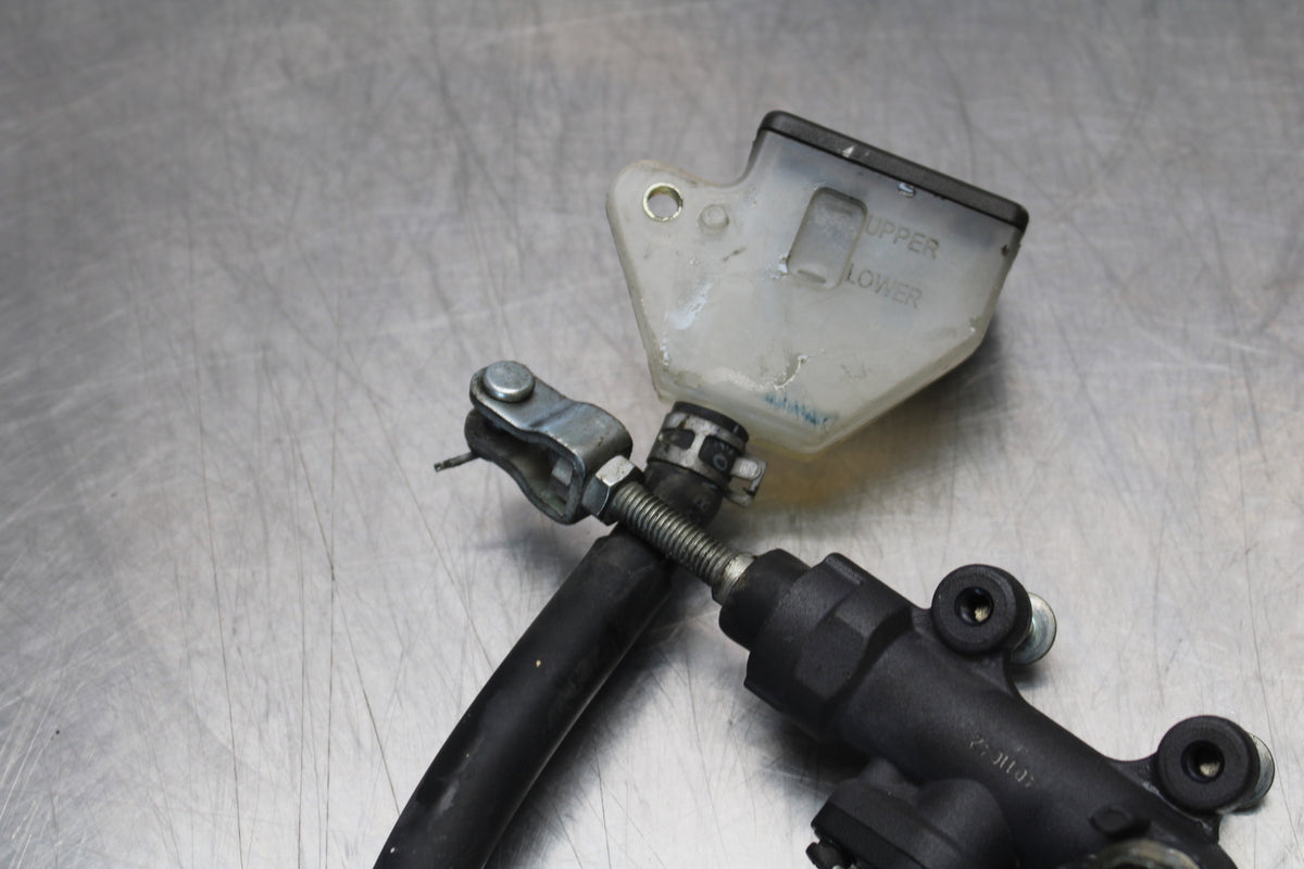 04-09 SUZUKI GS500F REAR BACK BRAKE MASTER CYLINDER W RESERVOIR BB165