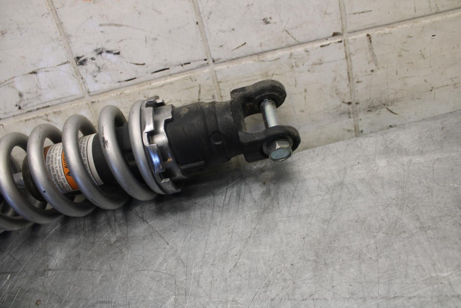 2016 Yamaha XSR900 ABS REAR BACK SHOCK ABSORBER SUSPENSION BB516