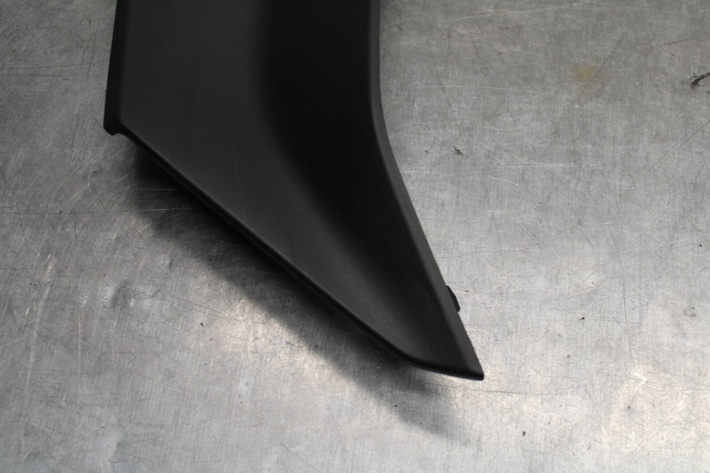 18-24 KAWASAKI NINJA 650 LEFT & RIGHT MID UPPER SIDE FAIRING COWL PLASTIC BB725