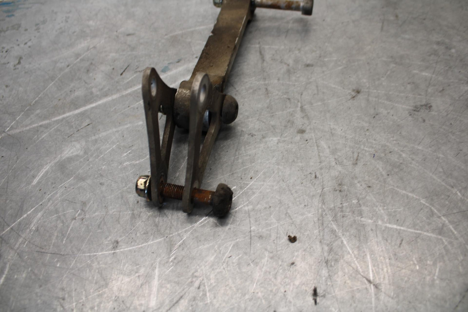 2006 Triumph Daytona 675 Triple REAR DOGBONE SHOCK LINKAGE LINK BB434