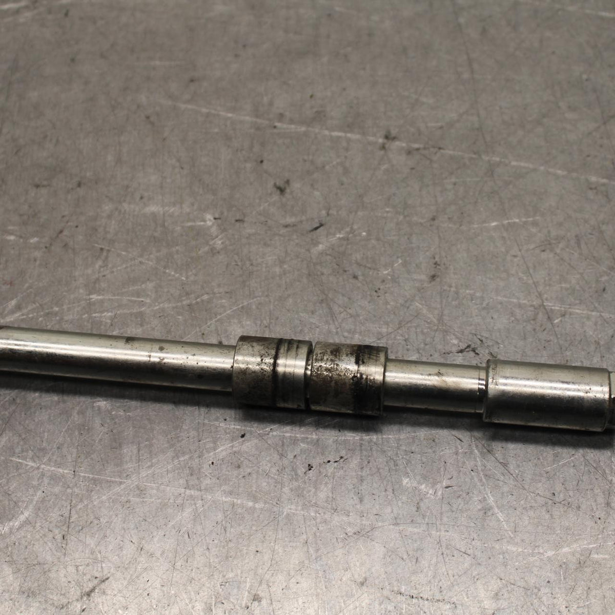 15-18 HONDA CB300FA FRONT WHEEL RIM AXLE PIVOT BOLT BB646