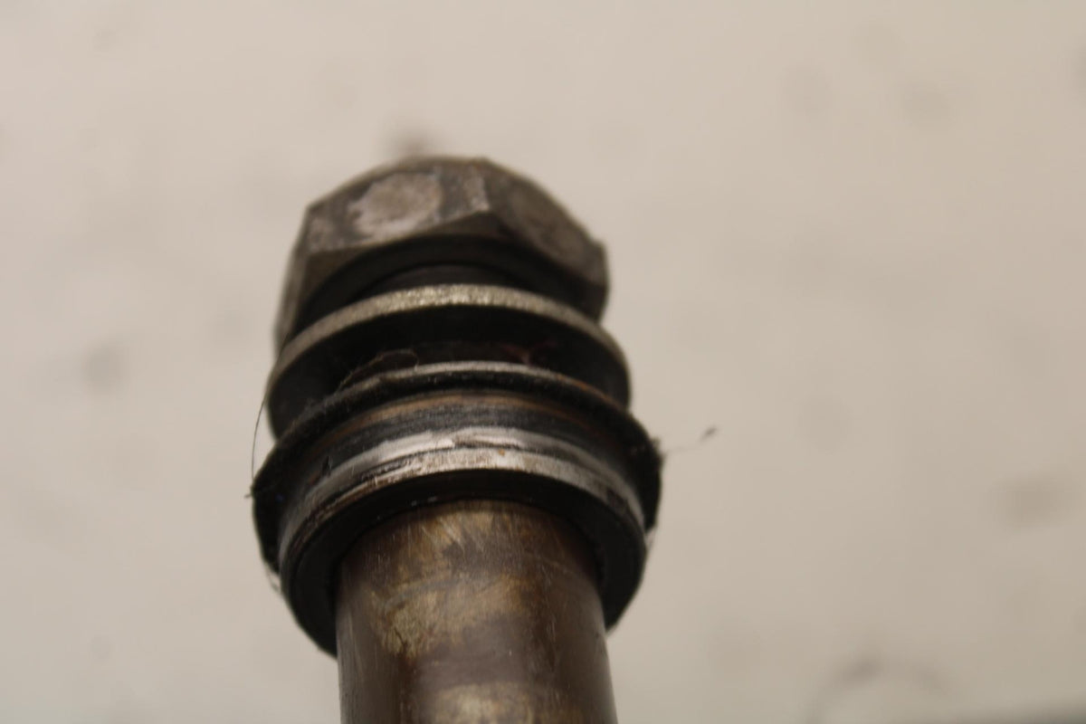 03-04 HONDA CBR600RR REAR AXLE BACK WHEEL RIM PIVOT BOLT AXEL  BB637