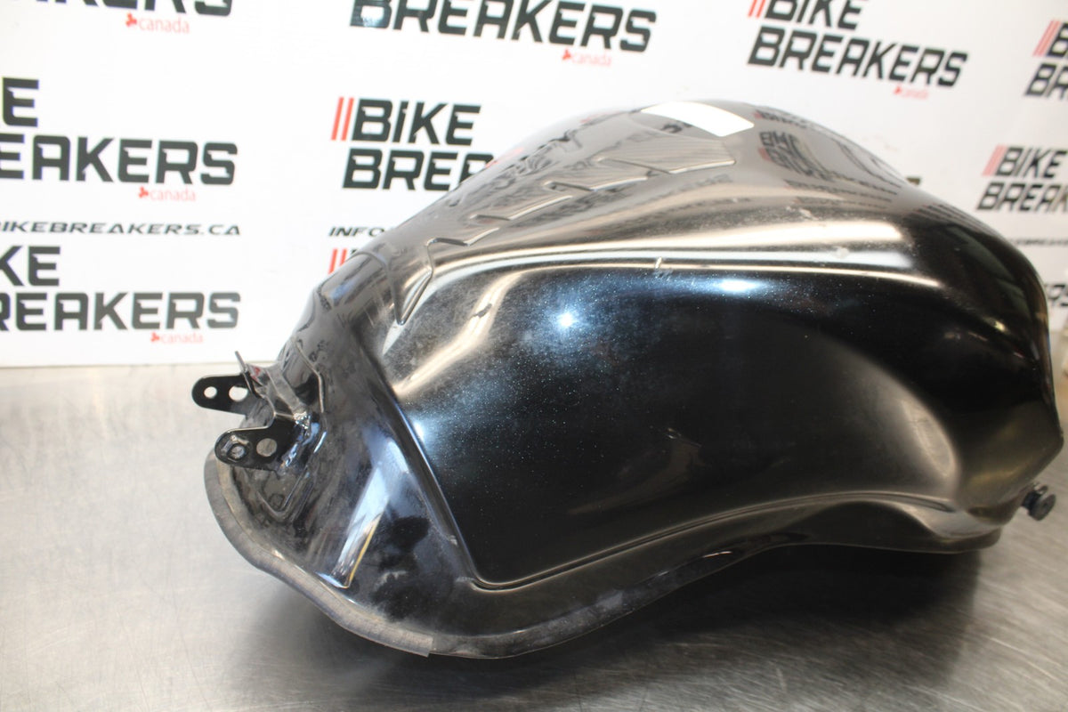22 KAWASAKI NINJA 1000SX GAS TANK FUEL CELL PETROL RESERVOIR BB780