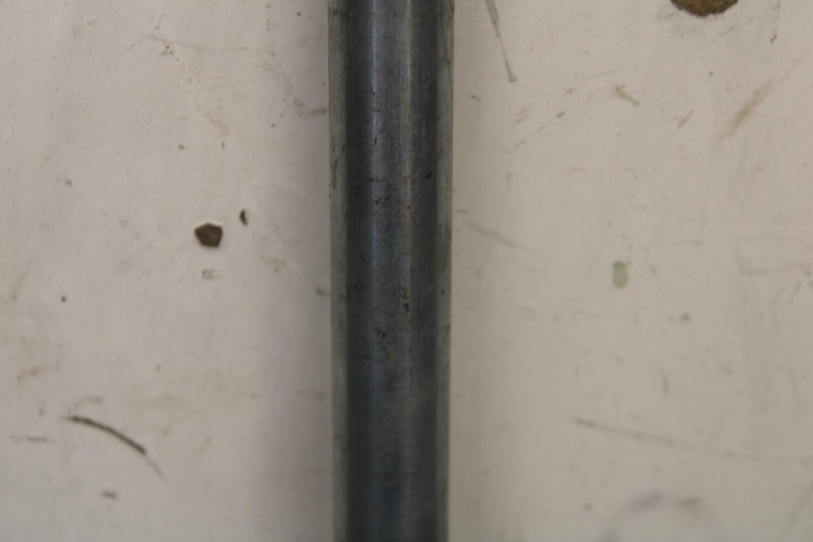2006 Suzuki SV650 FRONT WHEEL RIM AXLE PIVOT BOLT BB93