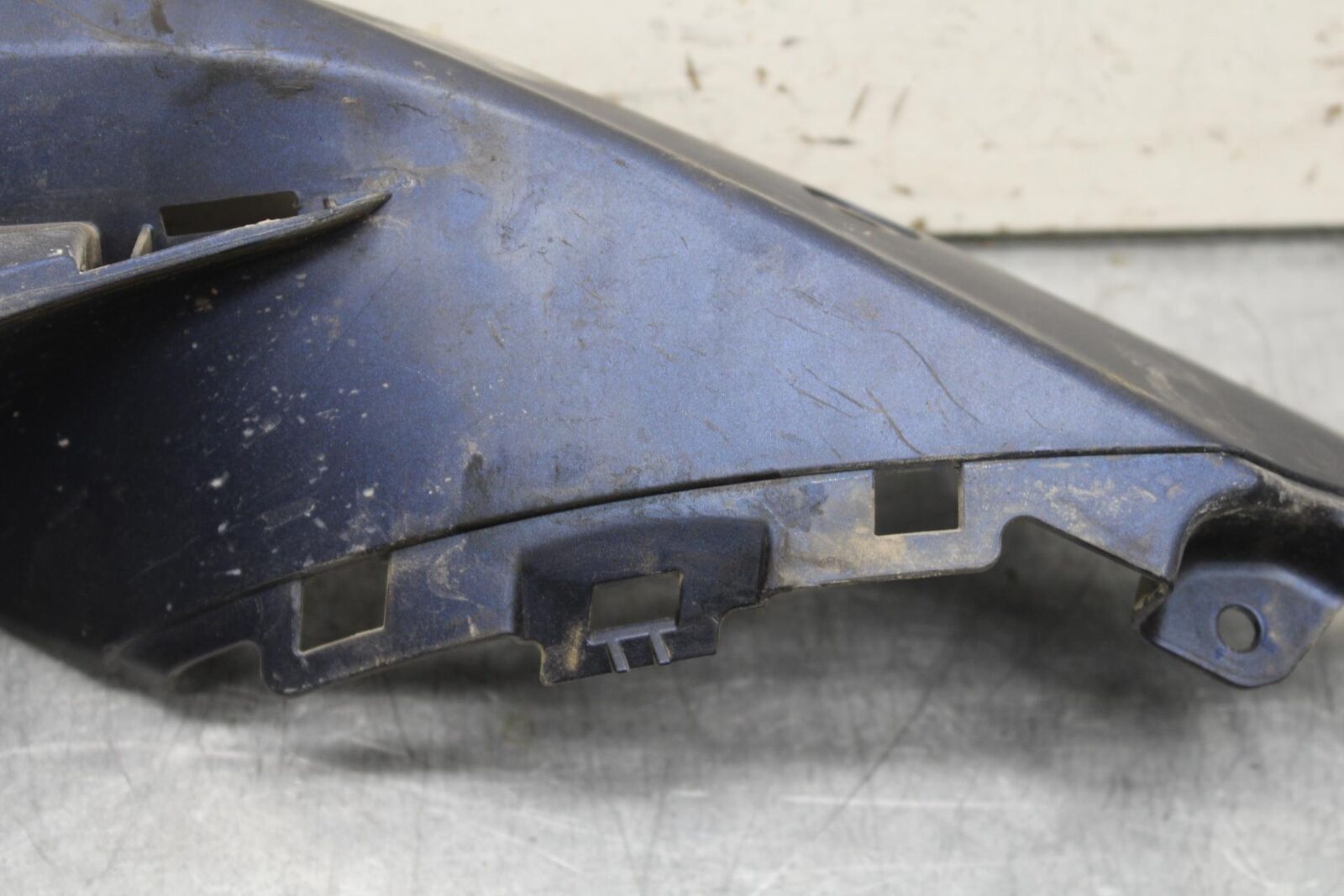 09-16 SUZUKI GSXR1000 LEFT FRONT UPPER MID SIDE FAIRING COWL PLASTIC BB642