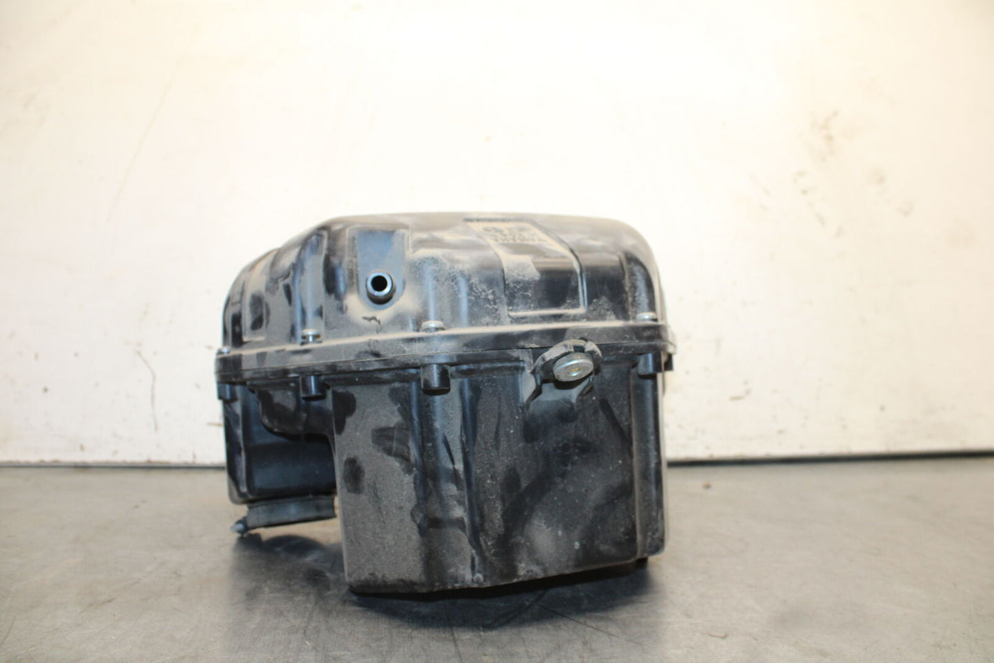 09-15 YAMAHA FZ6R AIRBOX AIR INTAKE FILTER BOX  BB686