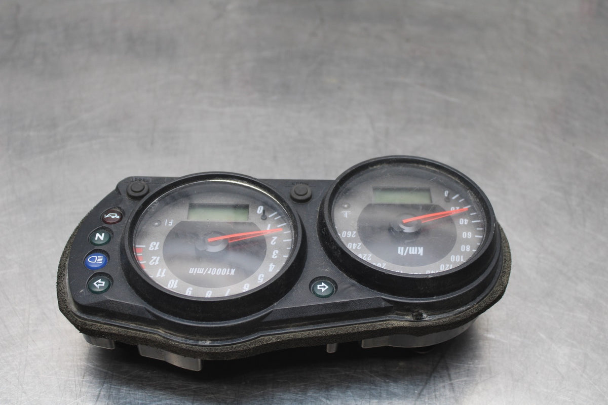 06 KAWASAKI Z750 SPEEDO TACH GAUGES DISPLAY CLUSTER SPEEDOMETER TACHOMETER BB837