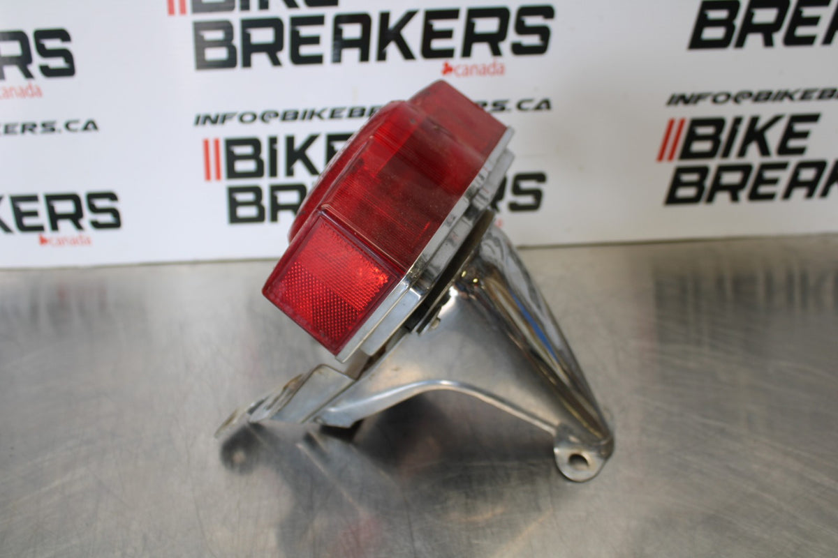 76-77 HONDA GOLDWING 1000 TAILLIGHT REAR TAIL BRAKE LIGHT BB171