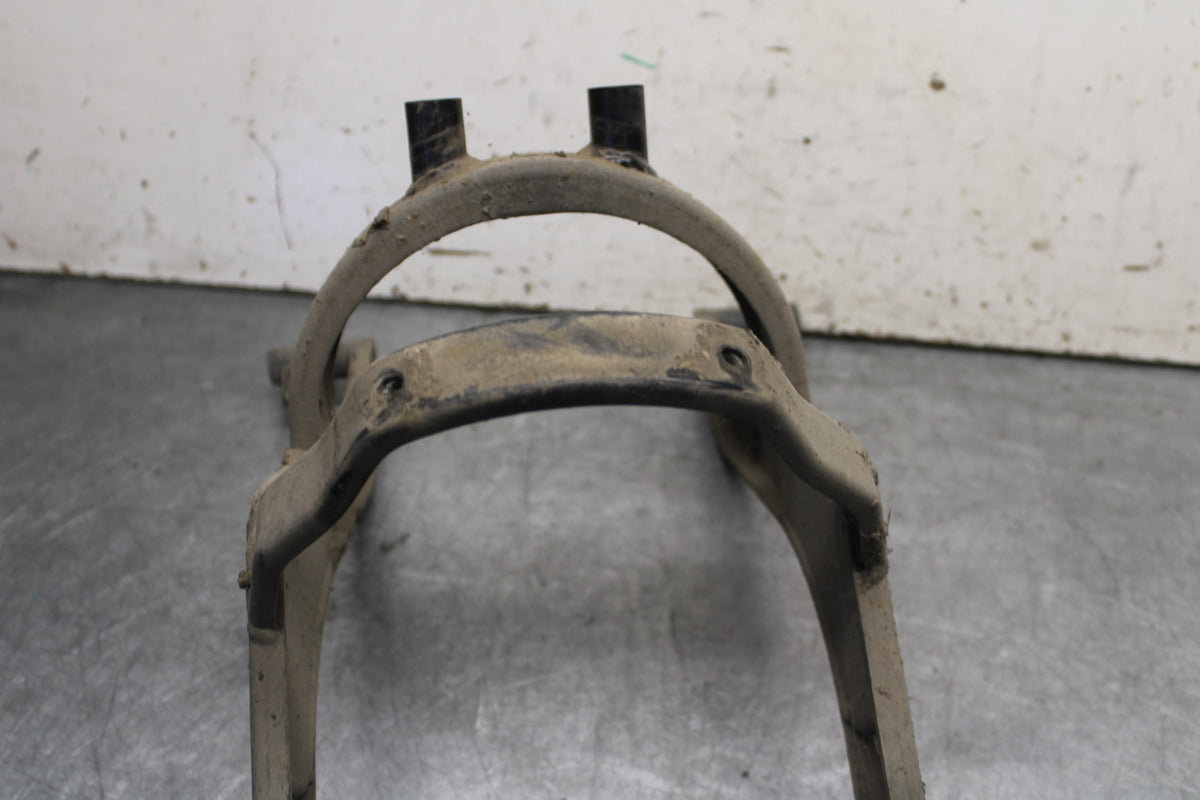 05-06 YAMAHA ROYAL STAR REAR FENDER SUPPORT FRAME SUBFRAME 4XY-21190-02-00 BB697