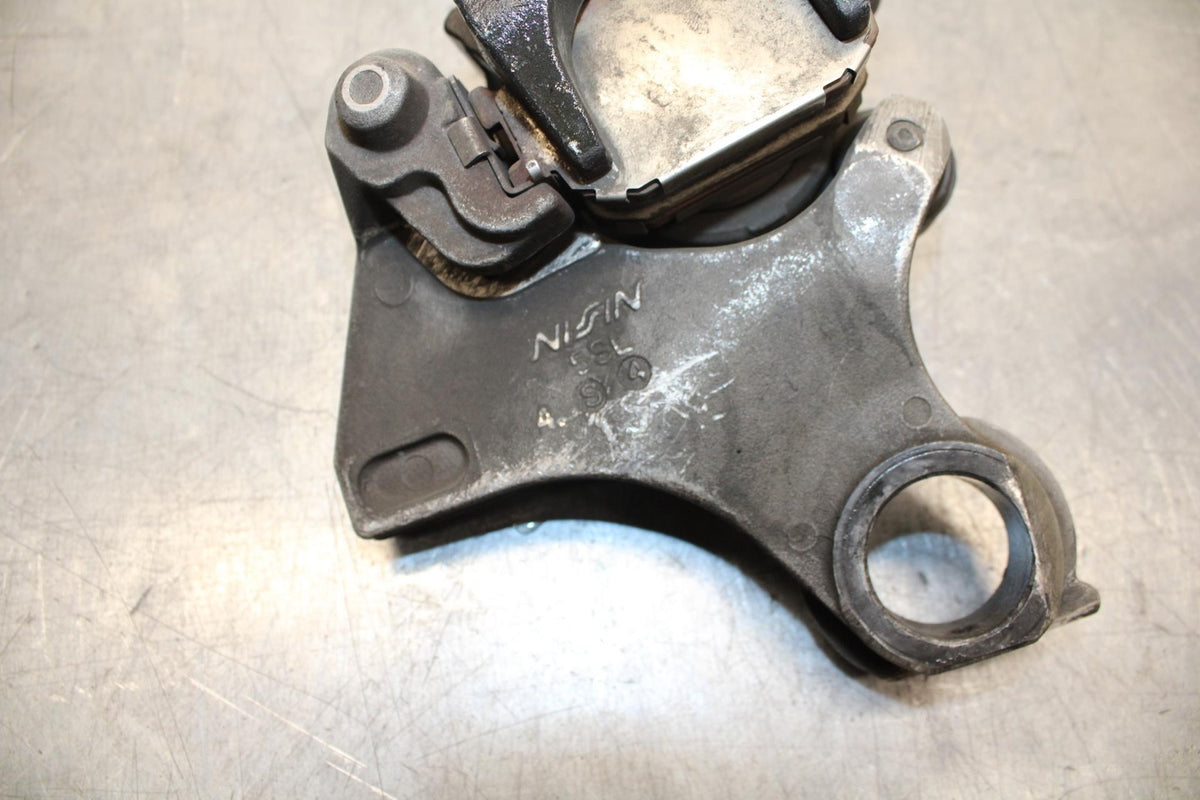 05 YAMAHA YZF R6S REAR BACK BRAKE CALIPER W MOUNT BRACKET BB600