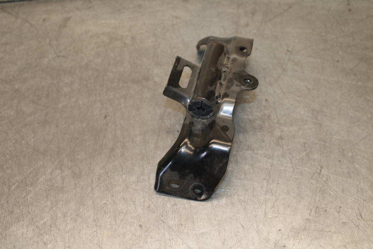 13-15 HONDA CBR500R GAS TANK FUEL CELL PETROL RESERVOIR BRACKET MOUNT BB704