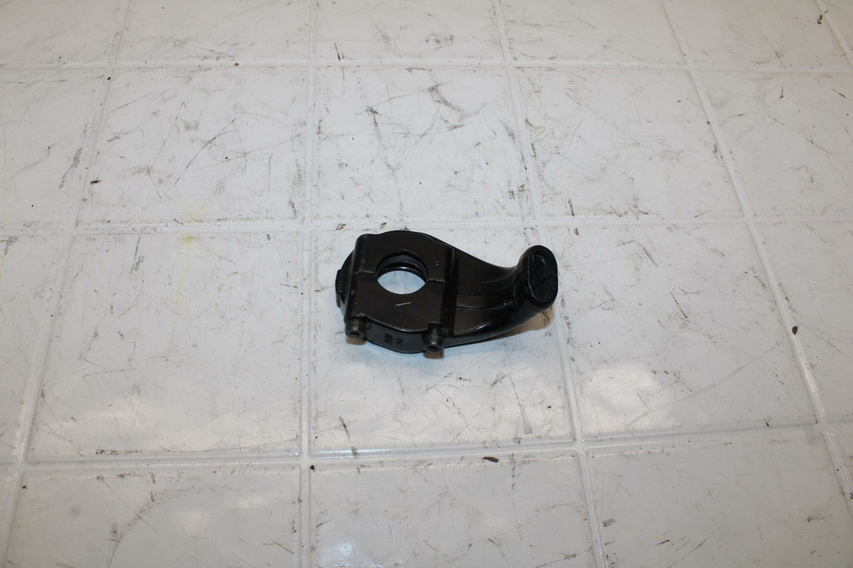 07 YAMAHA YZF R6 THROTTLE CABLE LINE HOUSING GUIDE BB284 B