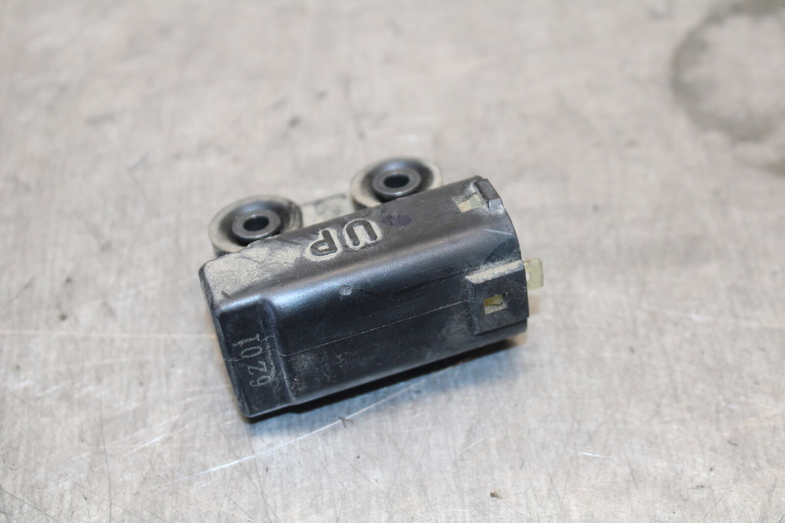 07-09 YAMAHA FZ6 TIP OVER BANK ANGLE CRASH SENSOR SWITCH  5PS-82576-01-00 BB713