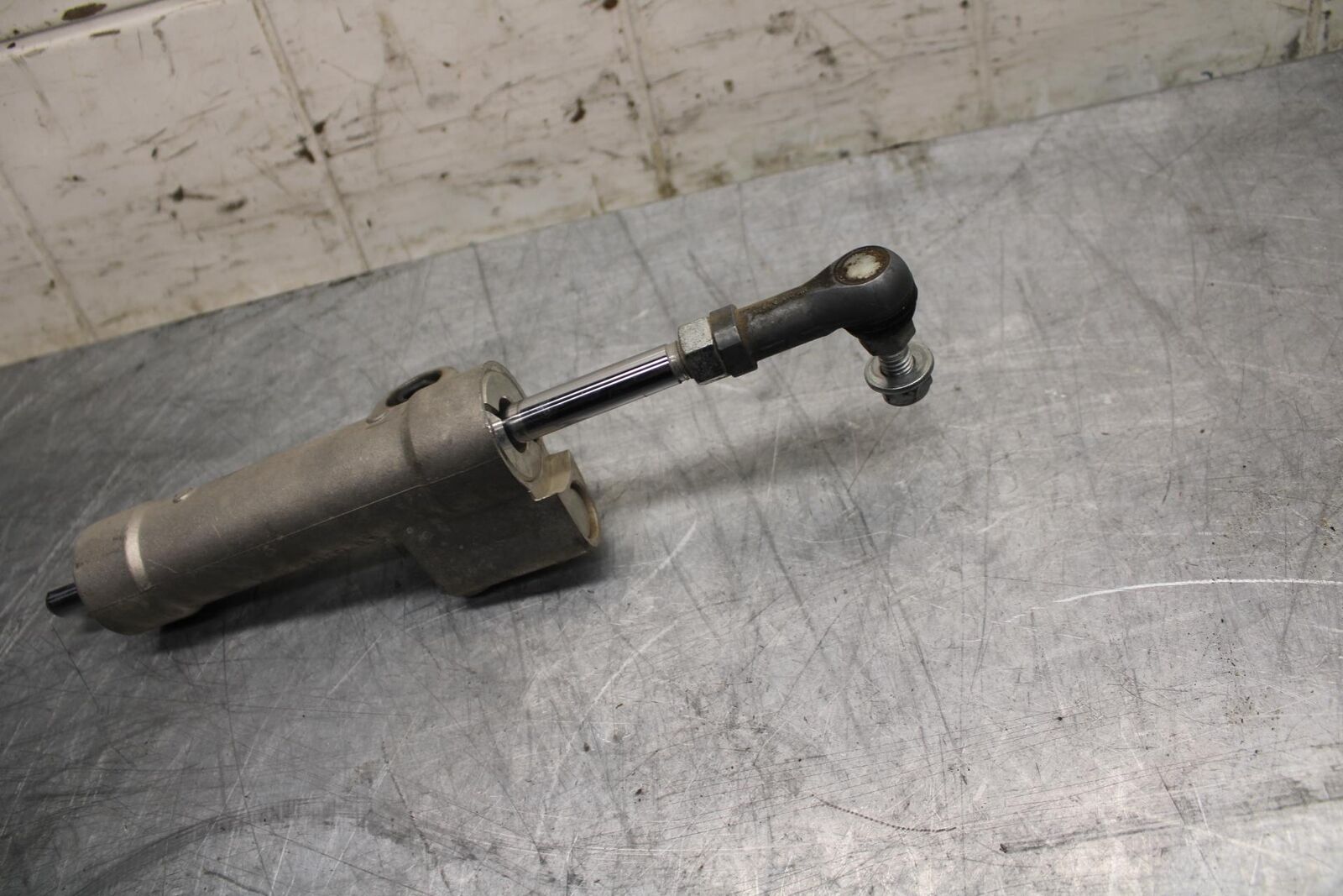 06-07 SUZUKI GSXR750 STEERING DAMPER STABILIZER 51750-01H10 BB482